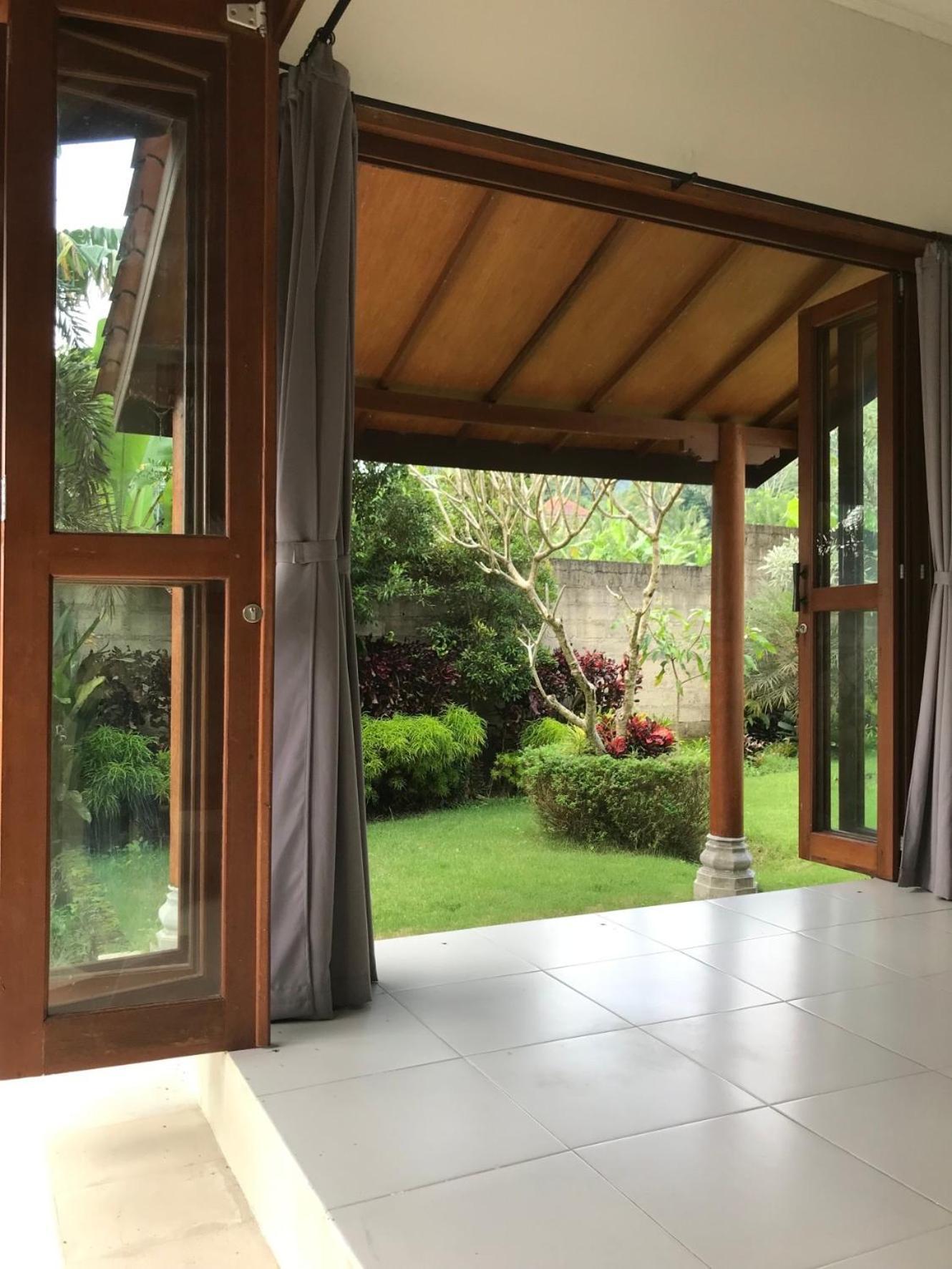 Villa Kelana 시데멘 외부 사진